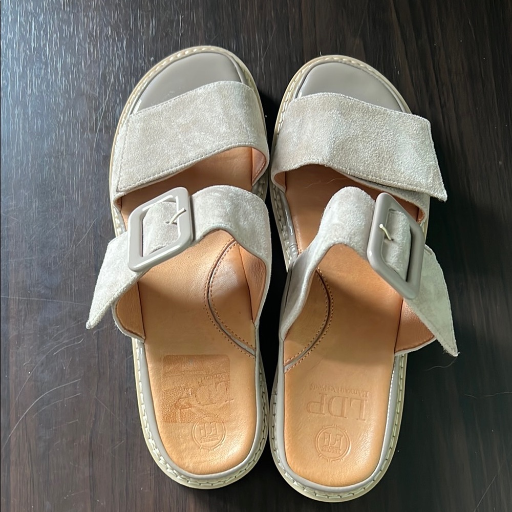 LDP Women's Suede Sandals - Cream